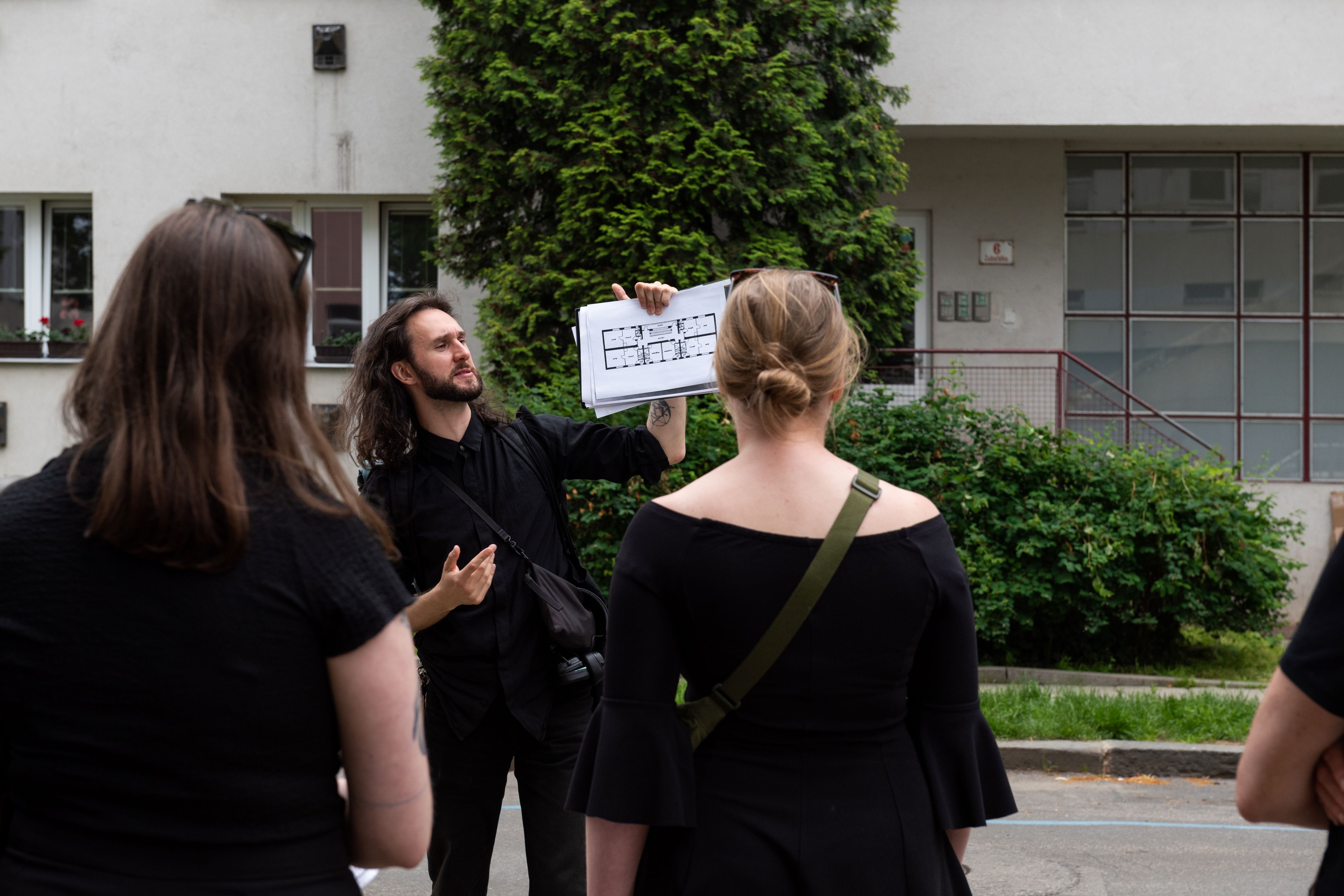 (Ne)jisté domovy: Meziválečné sociální bydlení Husovic a&nbsp;Zábrdovic