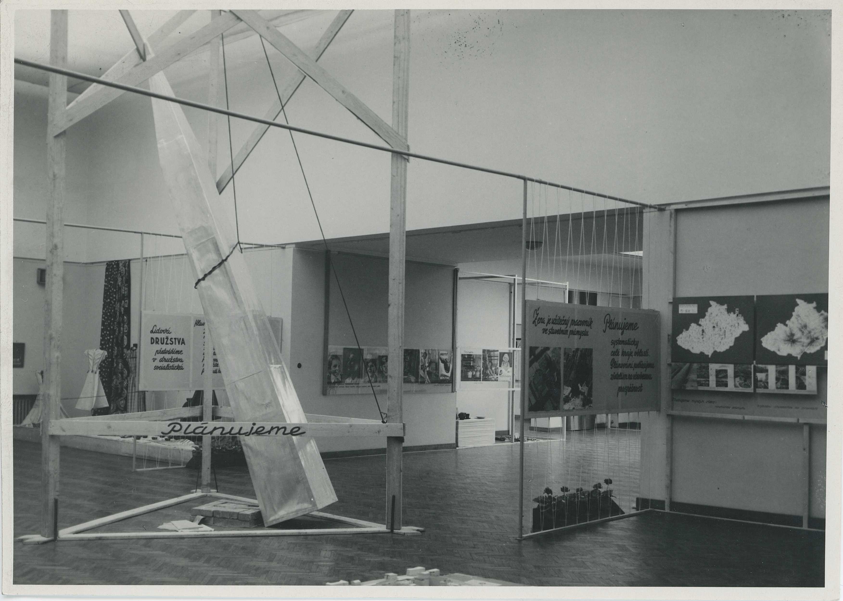 Žena a&nbsp;dnešek