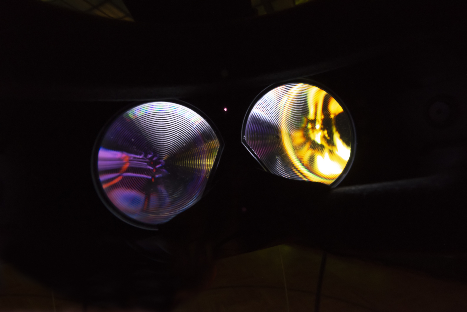 Laterna magika: (De)construction and (Re)invention