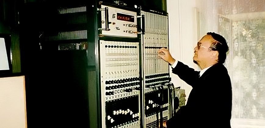 R. R. - Opera Electronica