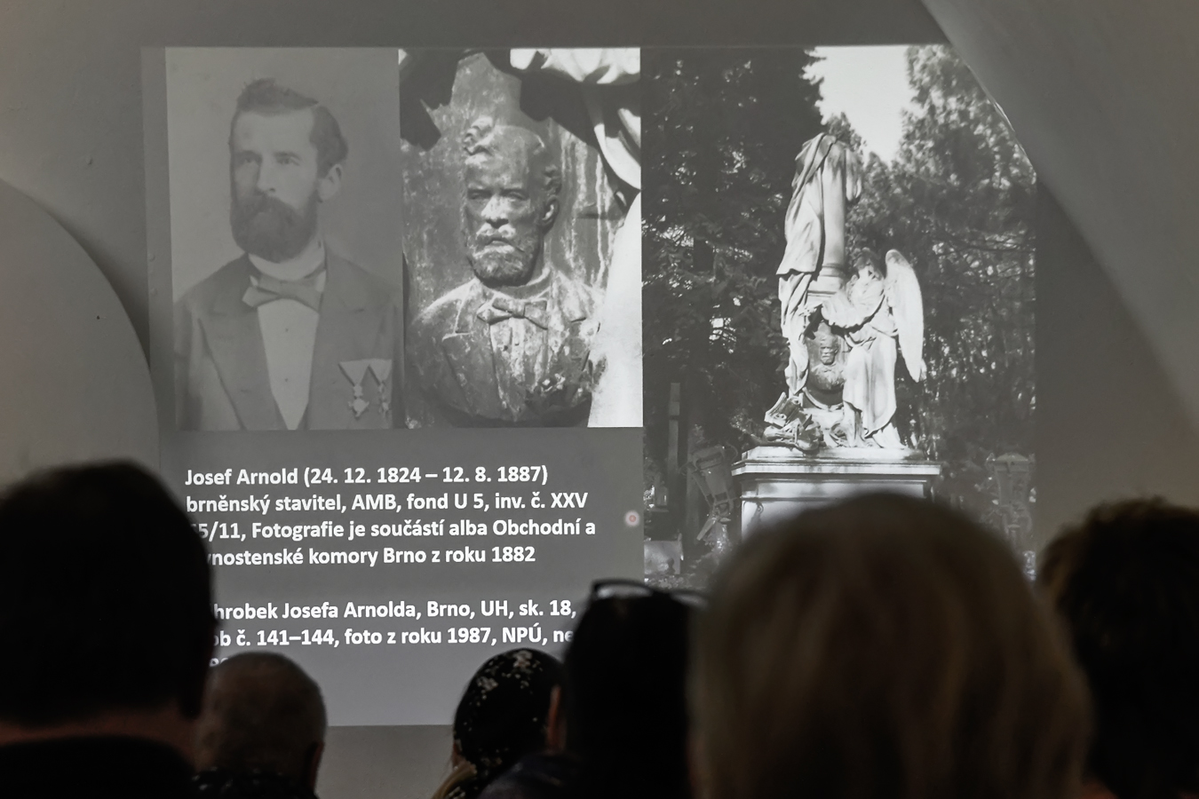 Náhrobek stavitele Josefa Arnolda