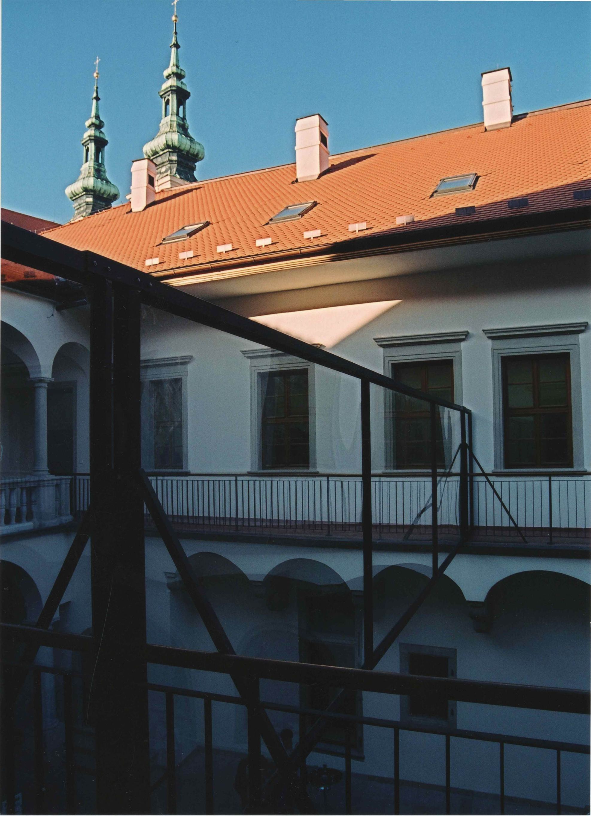 Jorge Peris – j. p. versus duše – videoinstalace