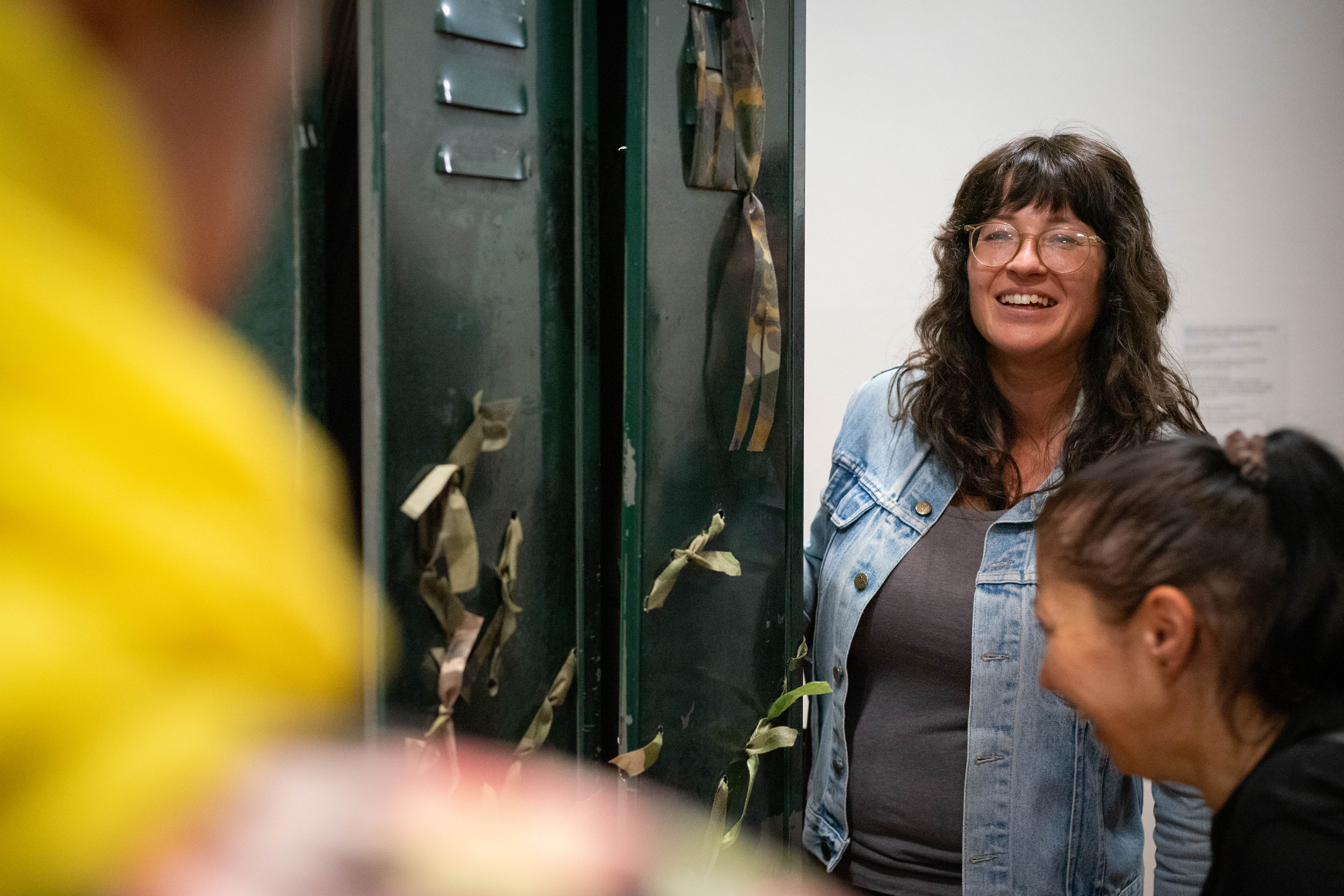 Maud Kotasová: Tma, ze které si povídáme