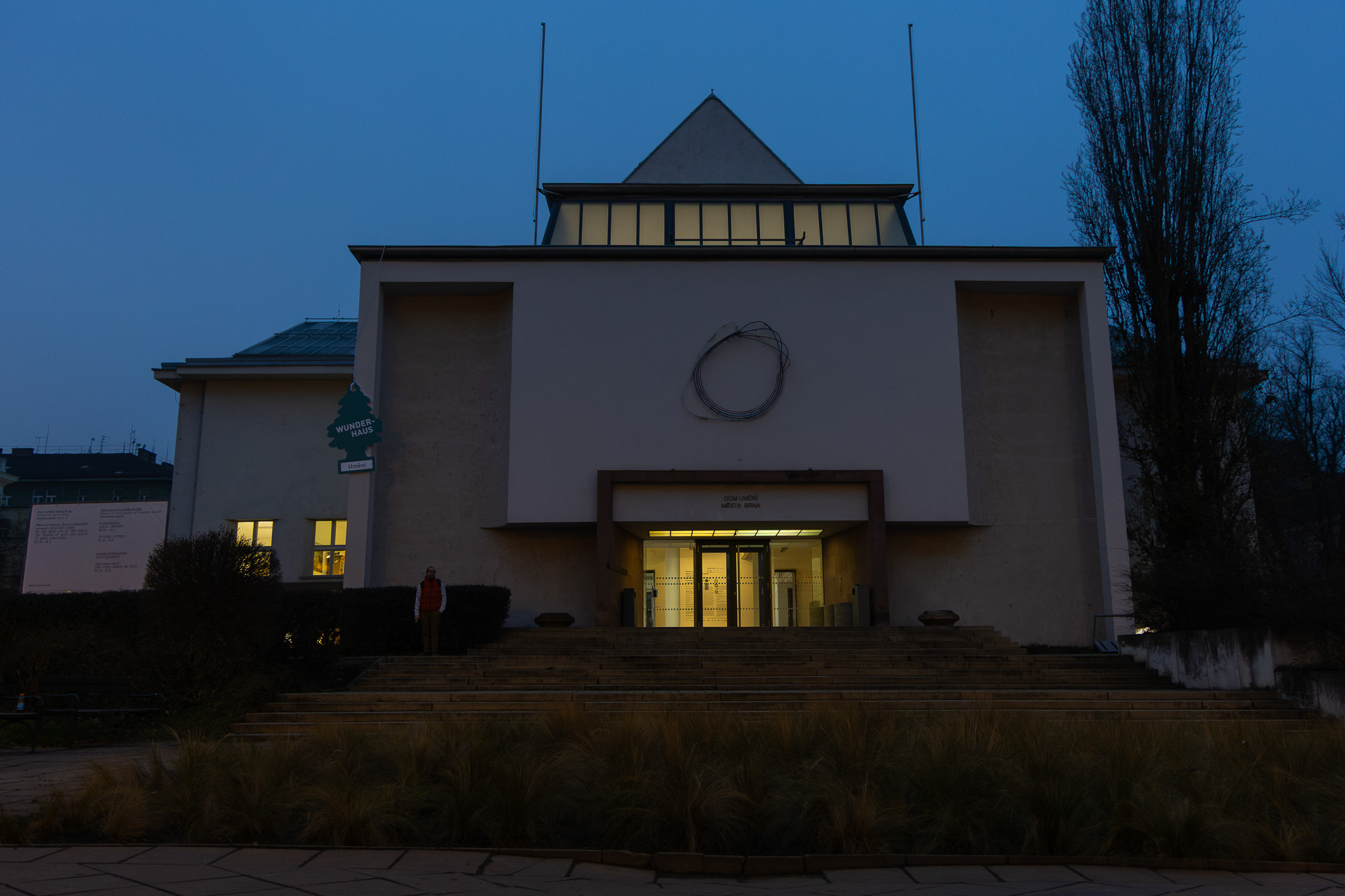 Změna otevírací doby během vánočních svátků