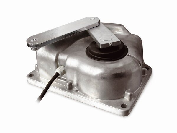 Bazar samostatný pohon ME3010 - elektromechanický podzemní pohon Metro v olejové lázni