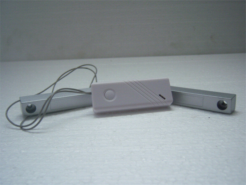 100_2956 - MC-T01 - Elektrický magnetický kontakt