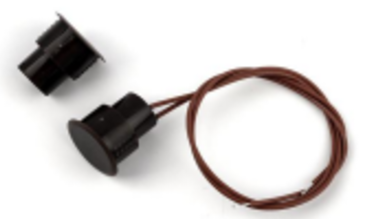 SR06 - spolehlivý senzor pro monitorování stavu dveří s NC