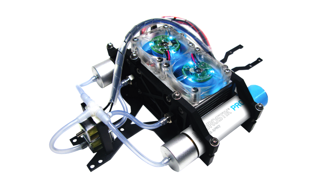 Fuel cell store hybrid vehicle